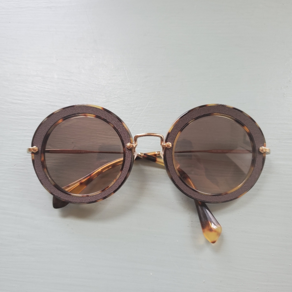 Maui Miu Round Tortoise Sunglasses